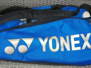 YONEX TENNIS TASKE, 3 STORE RUM, FLOT STAND