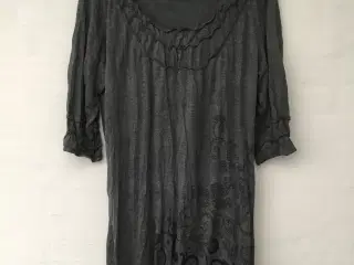 Super blød gråmeleret kjole str. L fra Esenz