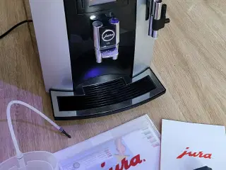 Jura E8 Espresso / Cappuccino maskine