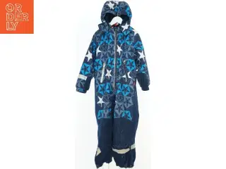 Blå flyverdragt med mønster fra Reima (str. 116)