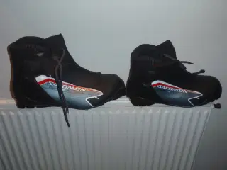 Langrensski med støvler og stave - 2 sæt 