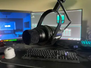 Shure mv7 mikrofon, Blue stander og GoXLR