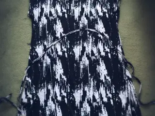 Basic collection mønstret kjole/tunika S