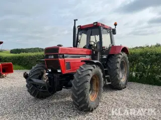 Traktor Case International 1255XL