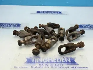 New Holland T7.315 Lås til Tvillingehjul 12 Stk