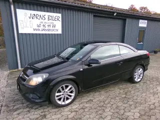 Opel Astra 1,8 16V Cosmo TwinTop