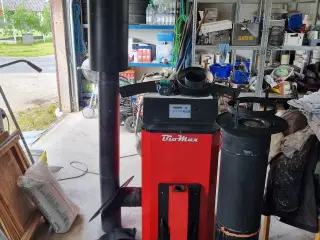 BIO-MAX med 650 kg magasin til salg