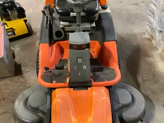 Husqvarna 422 TS 4wd