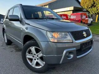 Suzuki Grand Vitara 2,0 SE aut. Van