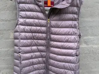Parajumpers hope vest