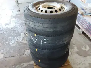 4 stk sommerdæk på fælge til VW Crafter (TOYO HO8 dæk)