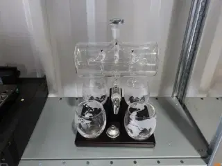 DRINKS DISPENSER