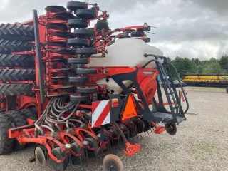 Kuhn Espro 6m bugseret
