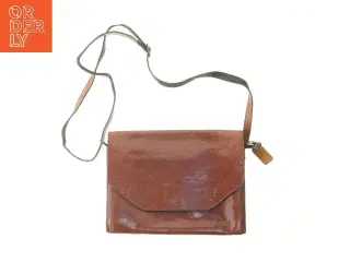 Brun læder skuldertaske fra Belsac (str. 21x29x7 cm)
