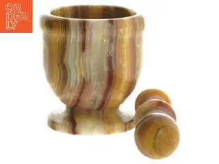 Morter og stød (str. Ø 7x8&9x3 cm)
