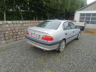 Toyota Avansis
