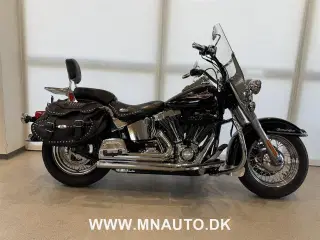 Harley-Davidson FLSTC Heritage Softail Classic