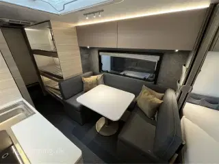 2024 - Adria Altea 552 PK M. 3 køjer   Kampagnevogn med 3 køjer og god plads.