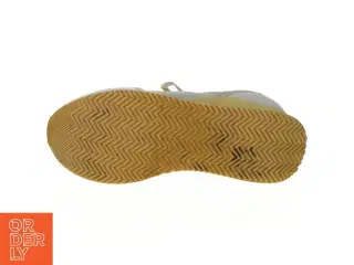 Sko (str. 27 cm)