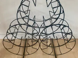 Vinreol sort metal