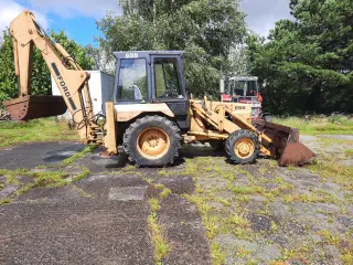 Rendegraver Ford 655 4WD