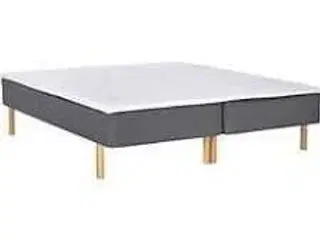 Nordisk fjer Boxseng med træben og memmory topmadras 160x200 cm