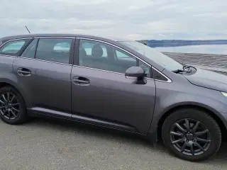 Toyota Avensis D-4D Stc T27 T2 udgave 2011