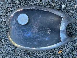 AJS Tank