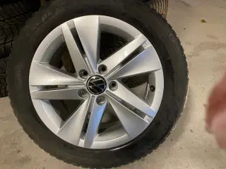 Alufælge med vinterdæk