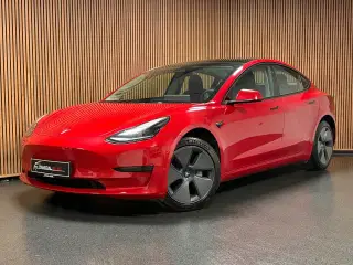 Tesla Model 3 RWD