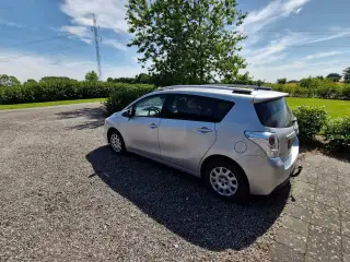 Toyota verso sportsvan 