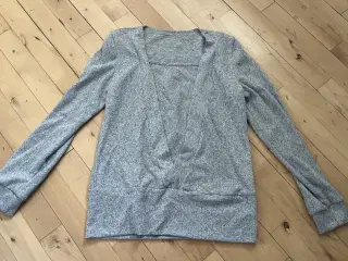 Gråmeleret trøje 