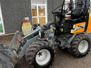 Giant G1500 HD 3. OG 4. FUNKTION FØRT FREM. SKOVL OG GAFLER