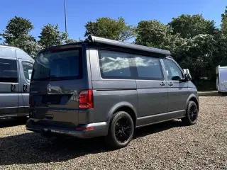 2018 - VW California Ocean 4 Motion   Velholdt og fuldt udstyret autocamper med firehjulstræk - Kørt 118,000 Km.