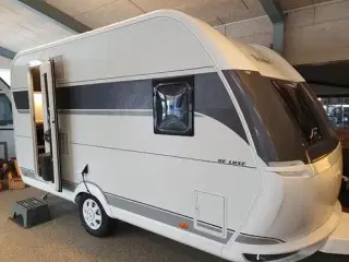 Hobby DE LUXE 400 SFe