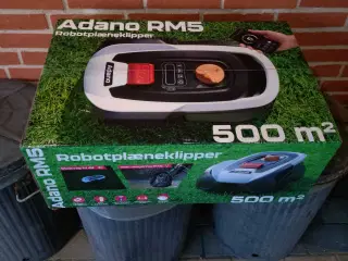 Robotplæneklipper, fabriksny.