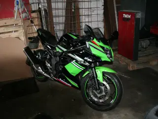 Kawasaki  Ninja 250 sl  Solgt