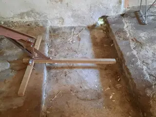 Hjemme lavet lerdue kaster
