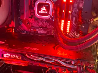 Gamer PC med i7-8700K & GTX 1080 – Stadig stærk ti