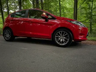 Ford fiesta 1.4 2010 benzin