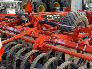 Kuhn Prolander 7500