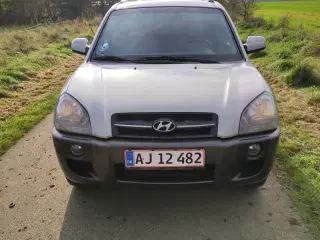 Hyundai tuscon 2, 0 GLS byttes 