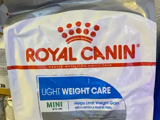 8 kg hundefoder af mrk. Royal Canin