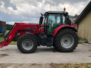 MF 7718 m/frontlæsser
