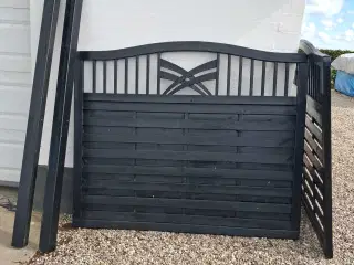Have  heng sælges  to heng og to stolper 