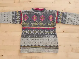 Sweater, hjemmestrikket i uld