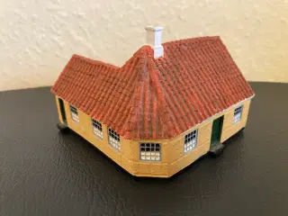 H. C. Andersens Hus (Trip Trap model) sælges