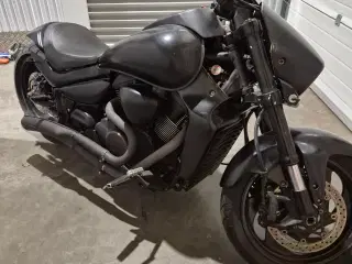Suzuki VZR 1800 intruder