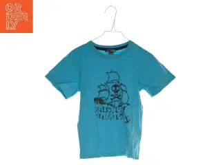 T shirt fra H&M (str. 122)