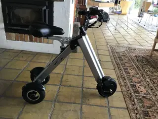 Mini el scooter/el cykel